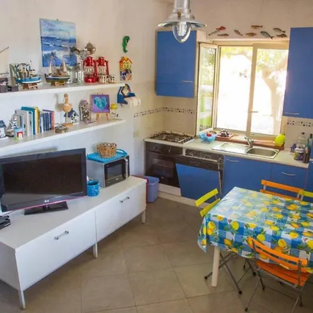 Дом отдыха Casa Delle Palme Устика