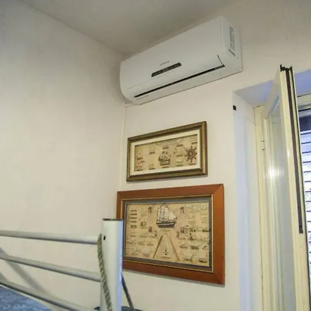 Casa Delle Palme Дом отдыха Устика